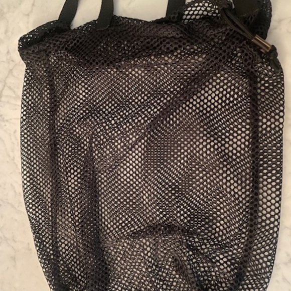 Black Mesh Nylon Tote Bag (2 in 1) - Picture 5 of 8